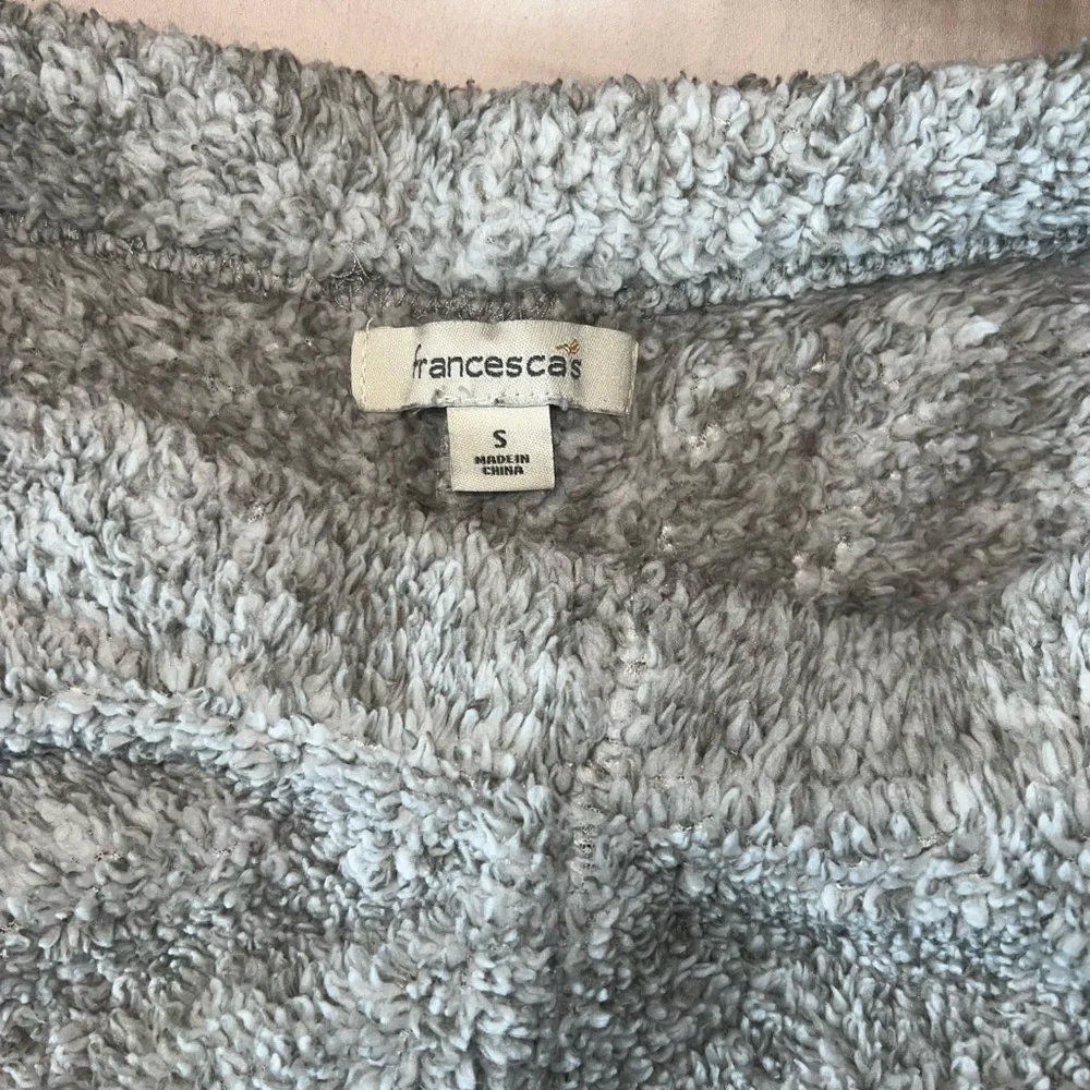 Francesca’s Cozy Fuzzy Pajama Lounge Set Grey Pink Pom Pom Hoodie Size M/S